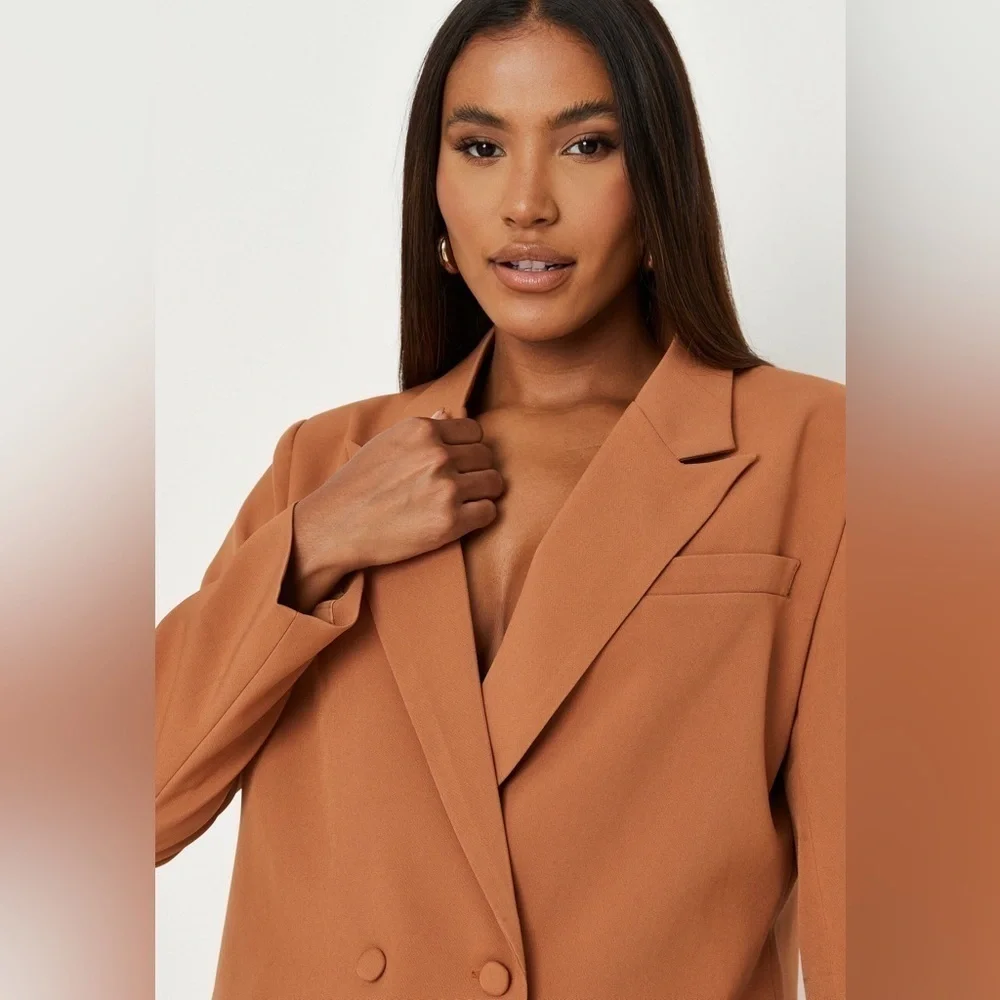 Missguided Petite Tailored Double Breasted Blazer in Camel - Picture 2 of 4